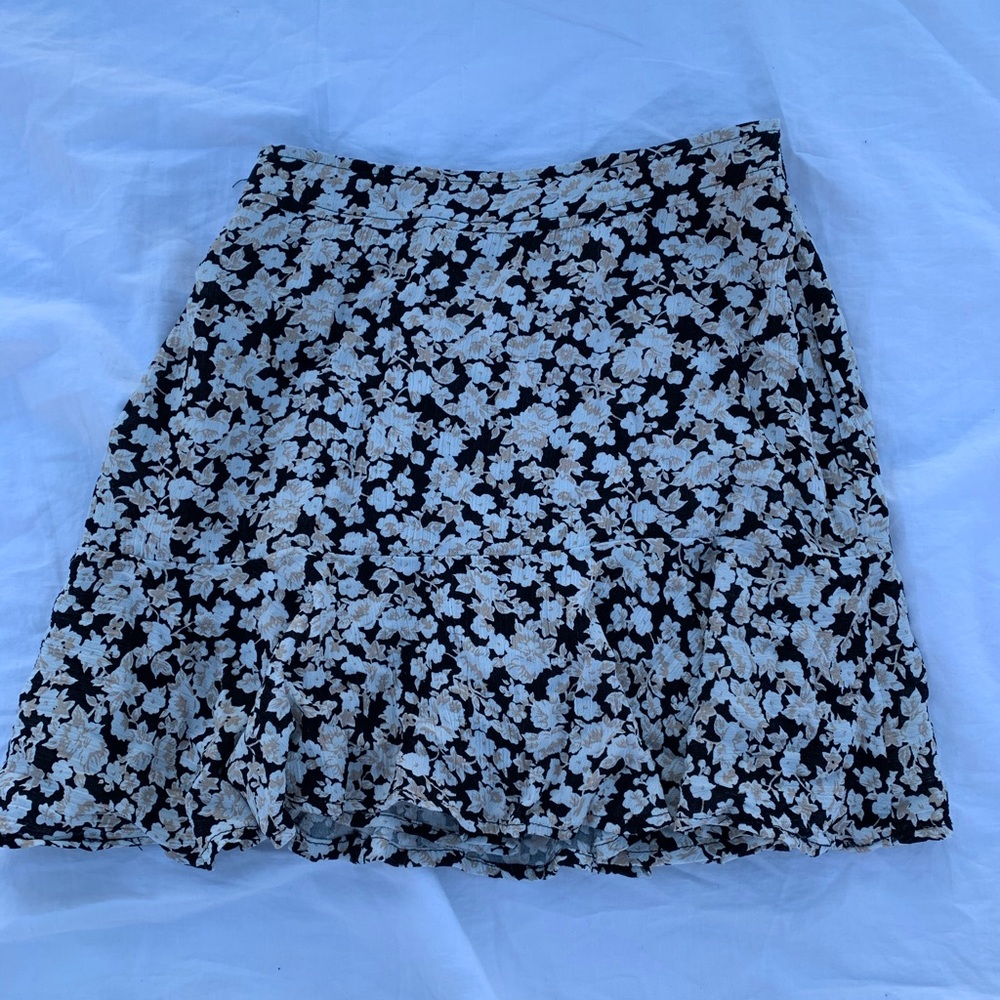 Abercrombie floral skort